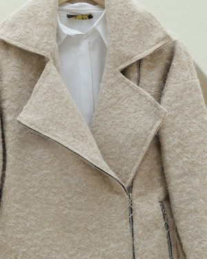 Önü Ve Cebi Fermuarlı Astarlı Buklet Ceket -Bej