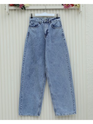 Pocketed Wide Leg Zippered Jeans-Ice Blue