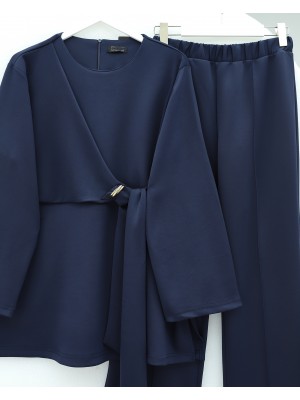 Önü Çapraz Bağlamalı Yırtmaçlı Scuba Takım  -Laci