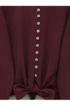 قميص من قماش المودال بحافة قابلة للربط، وخصر وأساور مطاطية، وإغلاق بأزرار. -بوردو