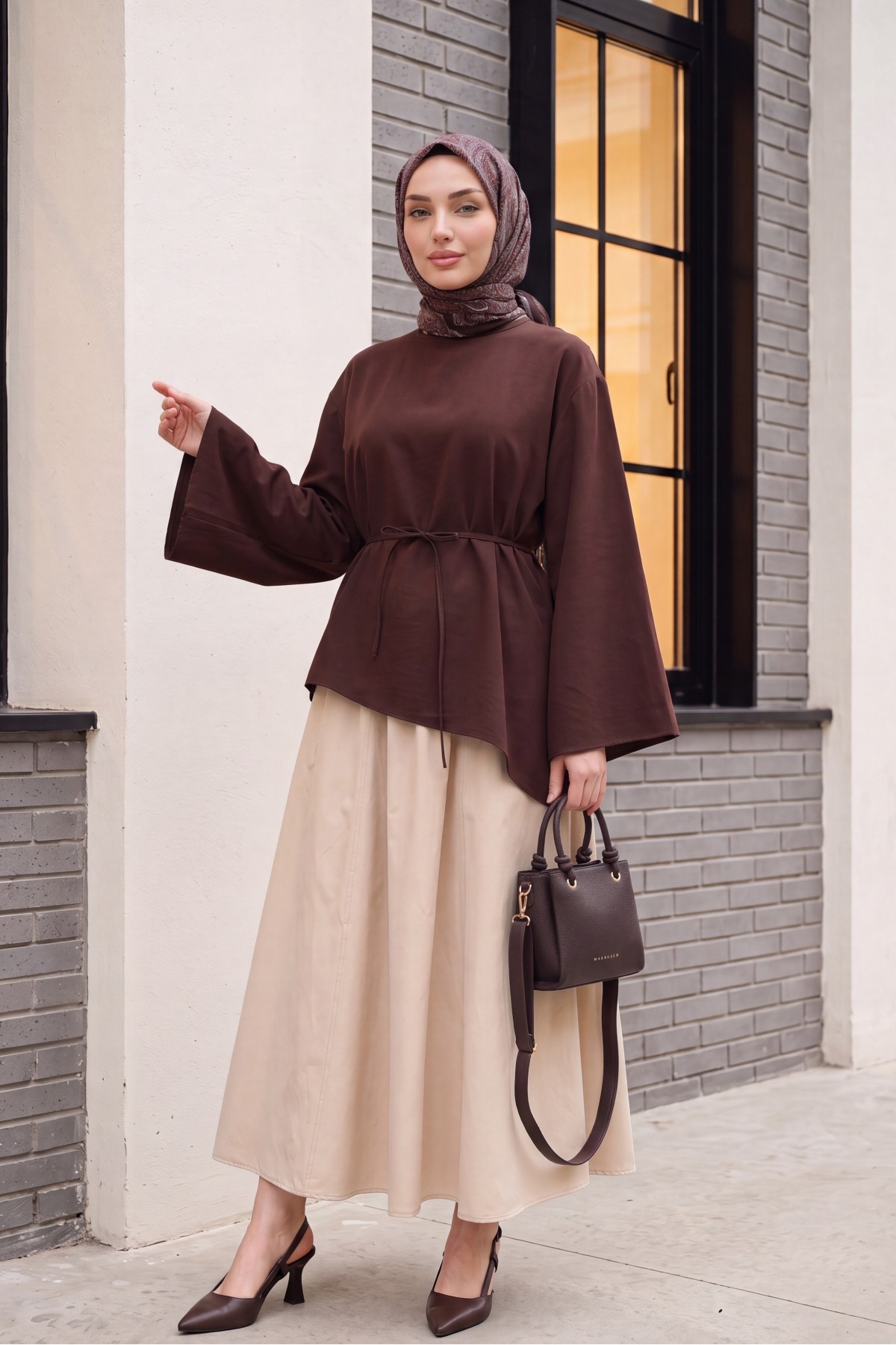Asimetrik Kesim Beli Bağcıklı Oversize Modal Tunik  -Koyu Kahverengi detay görseli