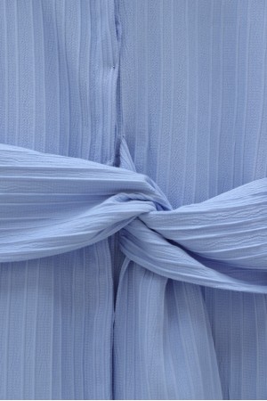 Belden Bağlamalı Fitlli Krinkıl Gömlek -Buz Mavi