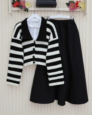 Wide Collar Striped Openwork Cardigan -Black