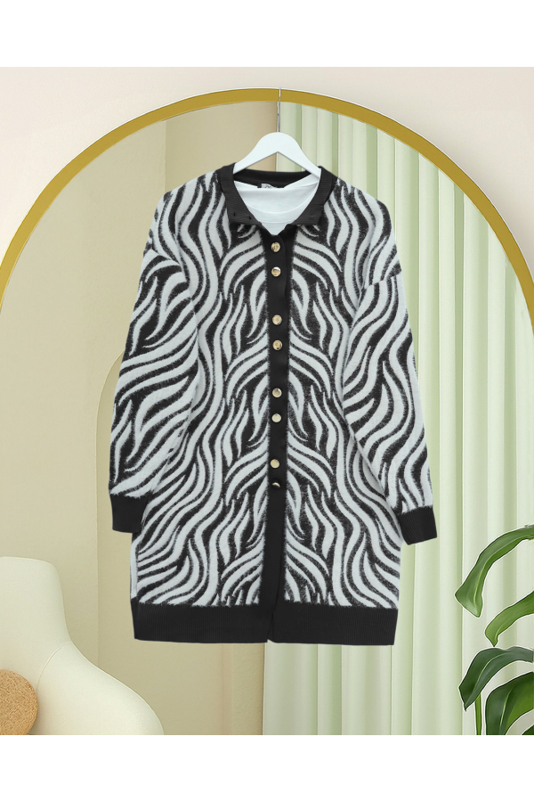 Düğmeli Zebra Desen Sakallı Triko Hırka -Siyah
