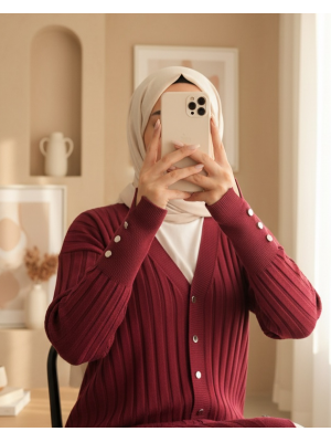 Metal Düğmeli Yırtmaçlı Triko Hırka -Kırmızı