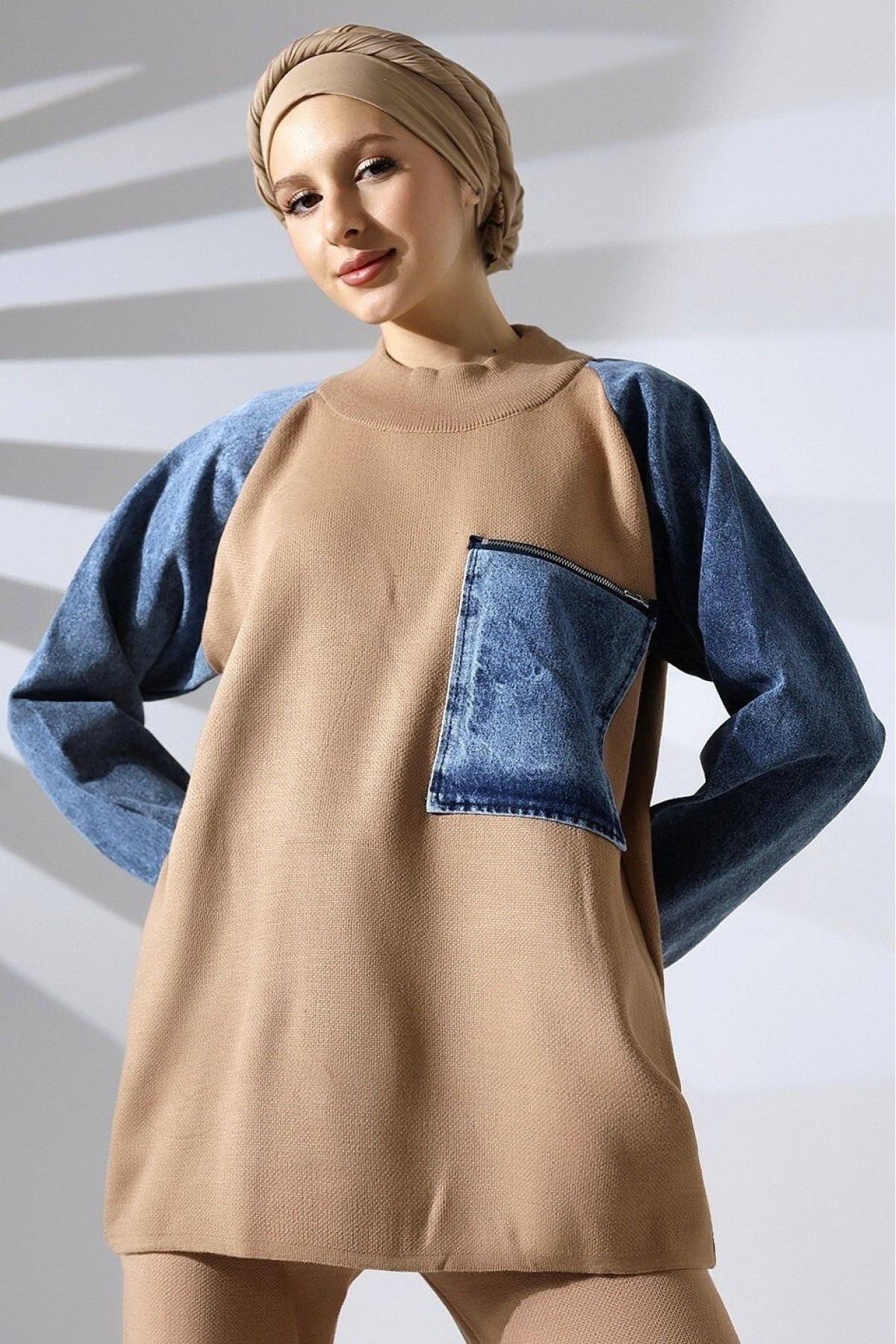 Pocket Zippered Knitwear Set -Mink color