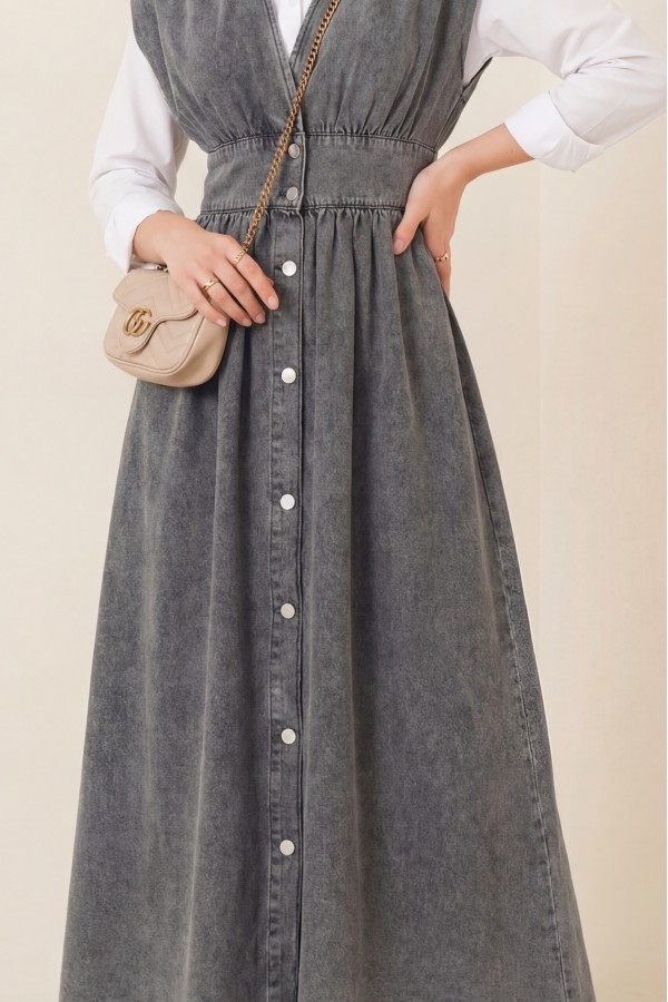 Buttoned V Neck Zero Sleeve Denim Vest  -Smoked 