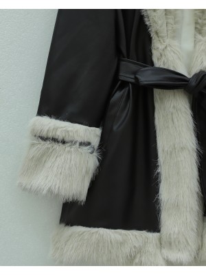 Yakası Ve Kolu Kürklü Astarlı Kemerli Deri Ceket -Siyah