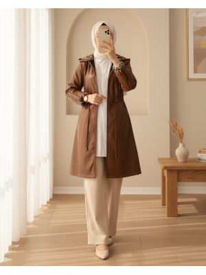 Kolu Katlamalı Beli Bağcıklı Kapşonlu Deri Kap -Taba