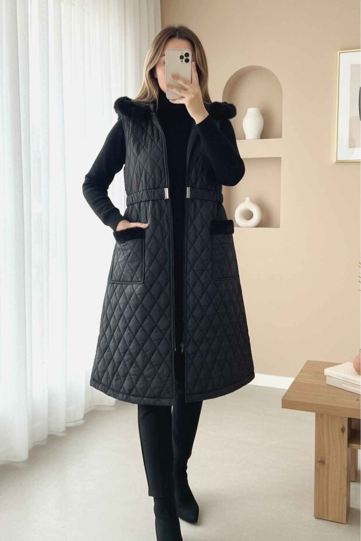 Quilted Vest with Hood and Belt -Black