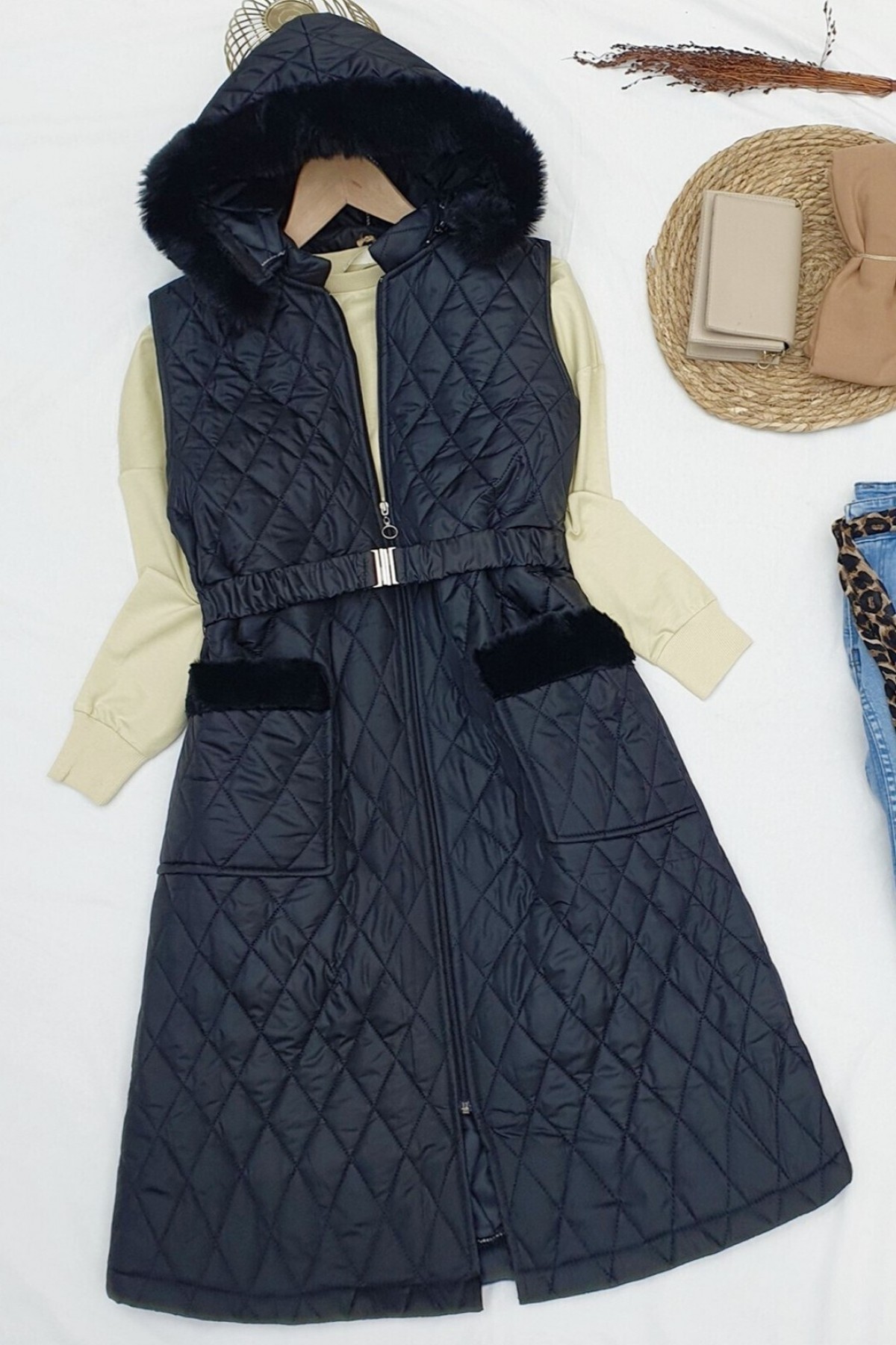 Quilted Vest with Hood and Belt -Black