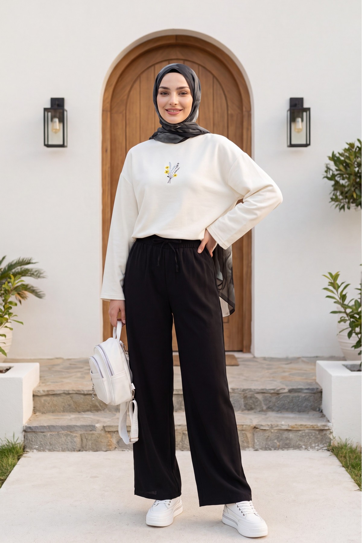 Elasticated Waist, Drawstring, Pockets, Wide Leg Summer Linen Trousers -Black