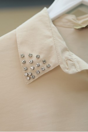 Yakası Taşlı Belden Bağlamalı Pantolonlu Takım -Bej