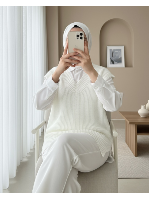 V yaka Geniz Ribanalı Prinç Örme Uzun Süveter -Beyaz