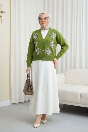 Önü Pul Ve Çiçek Detaylı Düğmeli Triko Hırka    -Haki