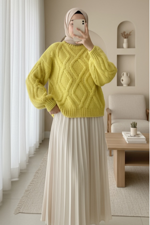 Half Neck Balloon Sleeve Winter Sweater     -Yellow