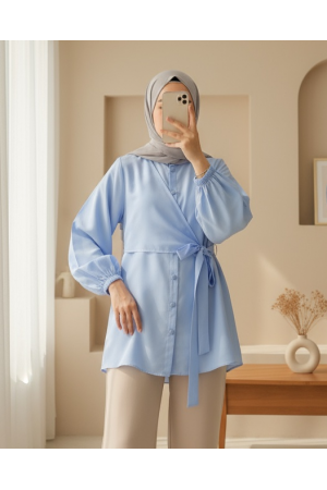 قميص بأزرار متقاطعة وأكمام مرنة -ريشي