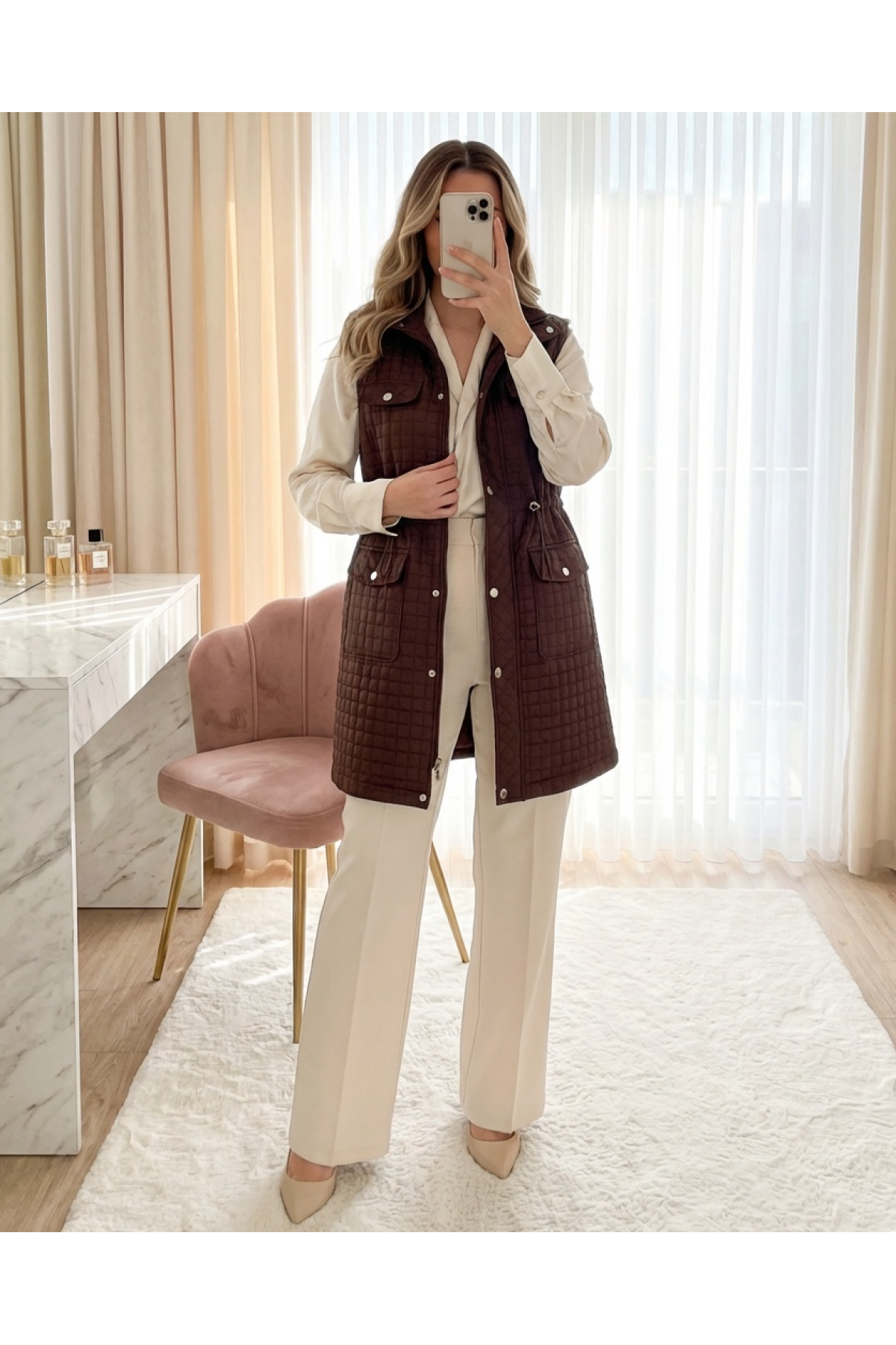 Quilted Vest with Elastic Waistband, Snap Buttons, and Four Pockets