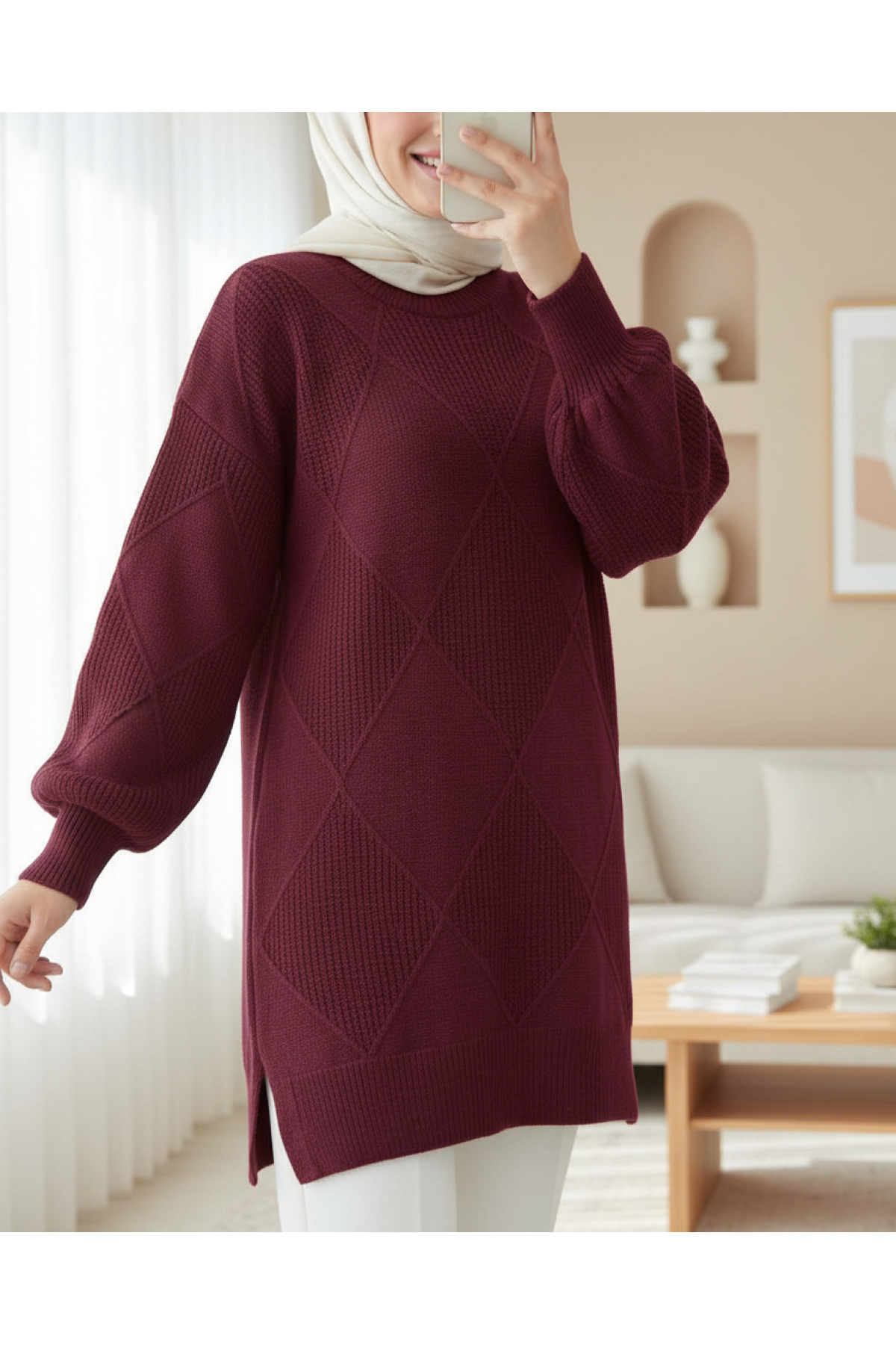 Round Neck Diamond Pattern Slit Knitwear Sweater -Maroon