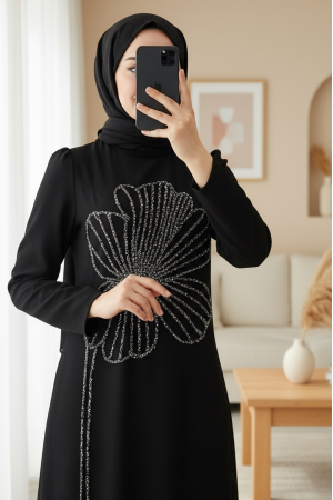 Yonca Taş Desenli Dik Yaka Krep Abiye -Siyah