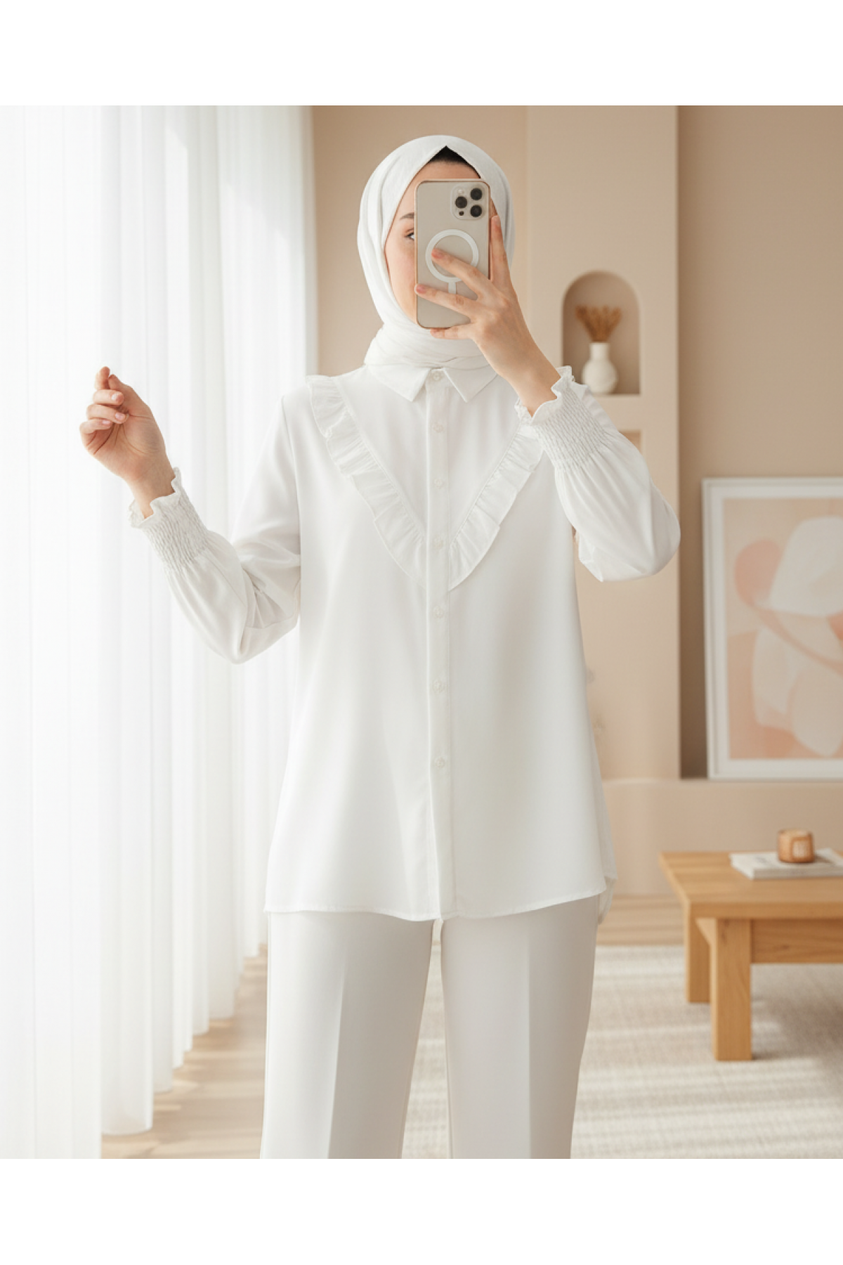 20223 Ruffled Long-Sleeve Shirt 