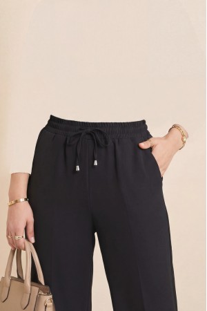 Beli Bağcıklı Dar Paça Pantolon -Siyah