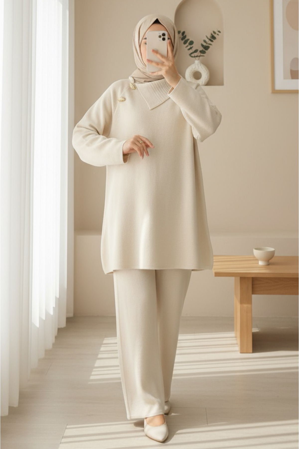 Half-Turtleneck Knitwear Suit with Cross-Button Collar -Ecru