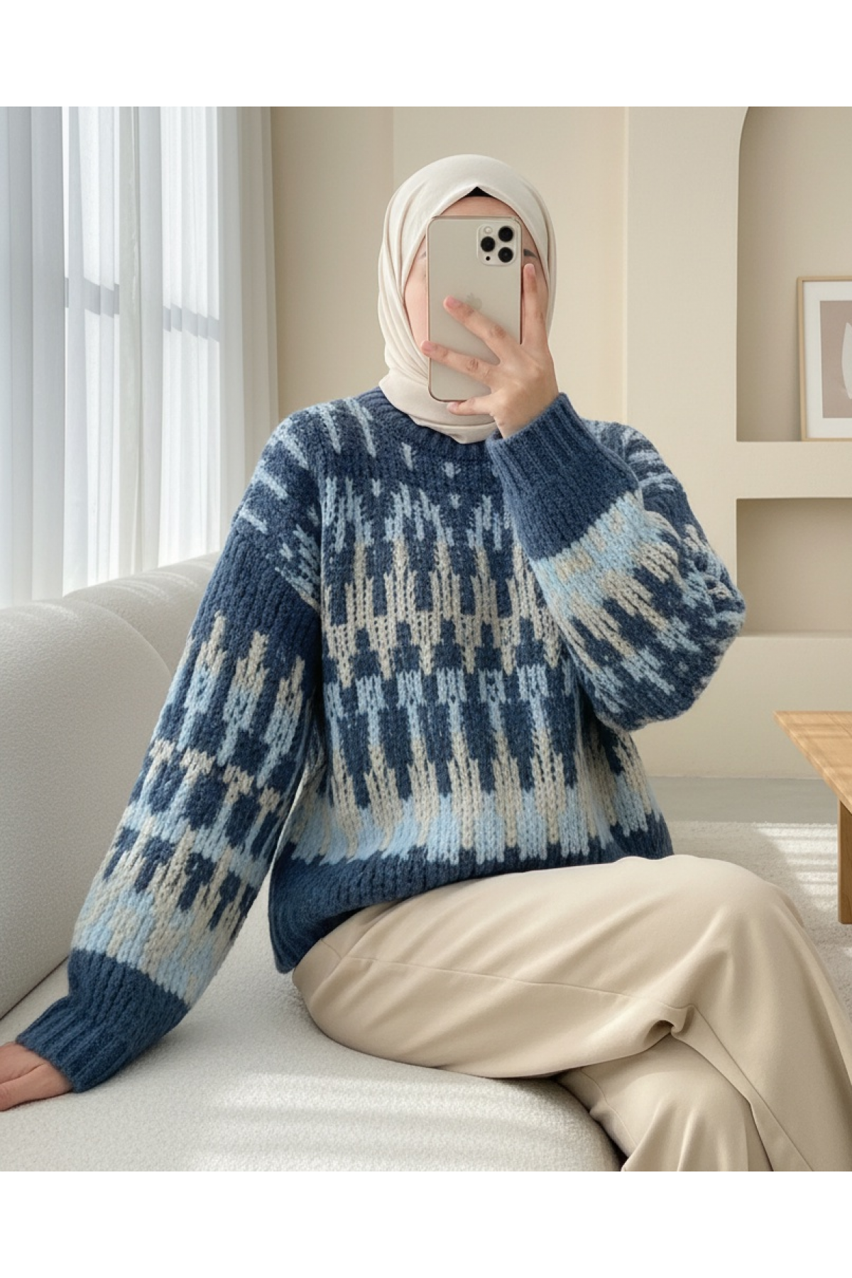 Mixed Patterned Round Neck Knitted Sweater -İndigo