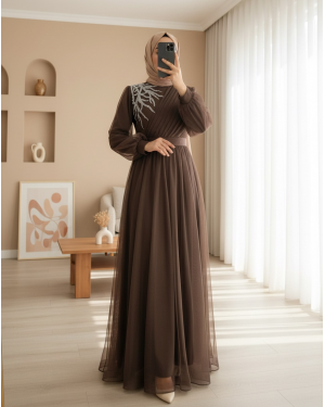 Önü Taş Detaylı Drapeli Kemerli Tül Abiye     -K. Kahve