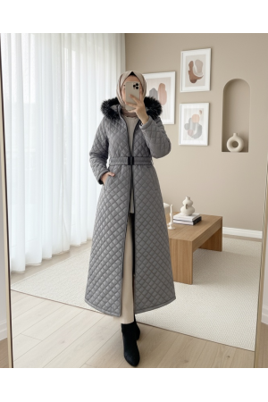 Kemerli Kapşonlu Fermuarlı Uzun Kapitone Kaban -Gri