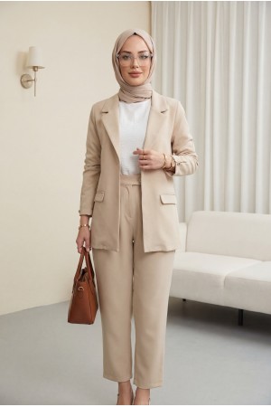 Crepe Suit with Double-Breasted Collar and Pocket Details - Beige