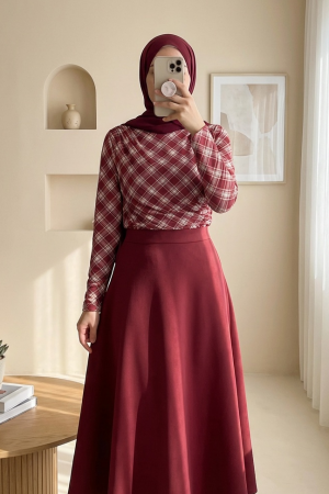 بلوزة كاروهات جانبية مكشكشة -بوردو