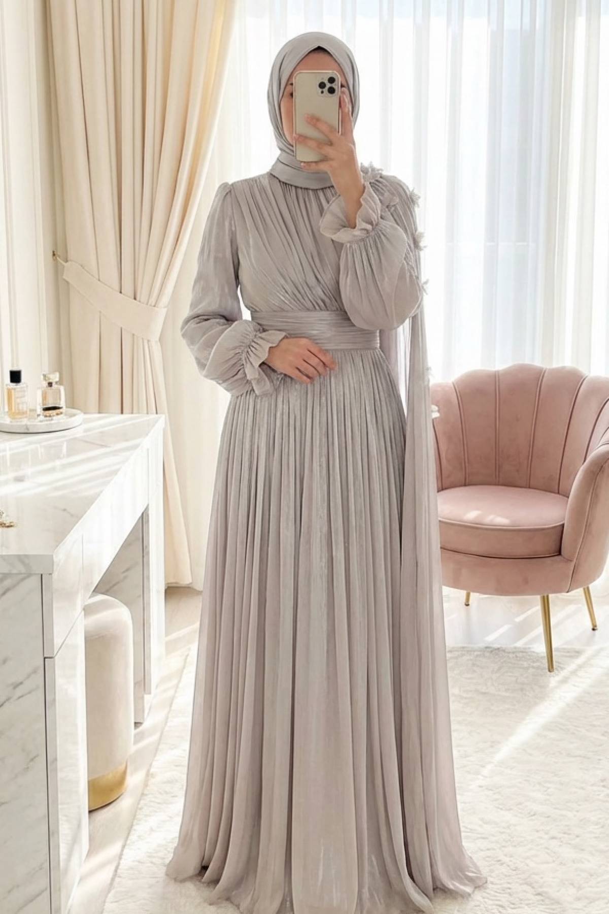 Glamorous Evening Dress with Elasticated Sleeves, Rose-Decorated Cape, and Draped Waist. - Beige