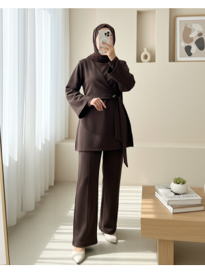 Önü Çapraz Bağlamalı Yırtmaçlı Scuba Takım  -K. Kahve