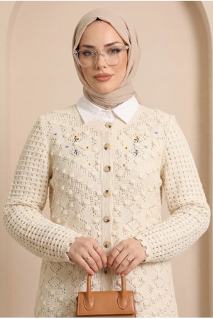 Ponponlu Yuvarlak Yaka Düğmeli Triko Hırka  -Krem