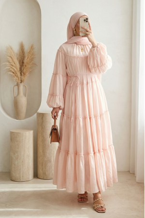 Kolu Lastikli Beli Bağlamalı Katlı Fırfır Detaylı Elbise -Pudra