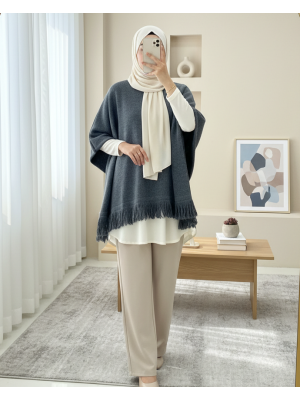 Eteği Püskül Detaylı Triko Panço  -Füme