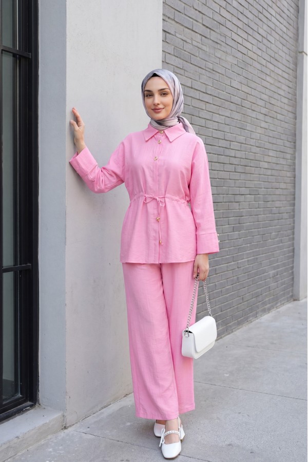 Cotton crinkle set with tunnel drawstring and elasticated waist trousers.    -Fuchsia
