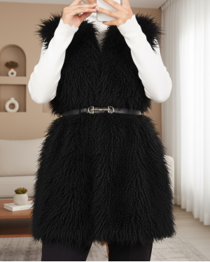 سترة مبطنة بالفرو مع حزام وجيوب جانبية -أسود