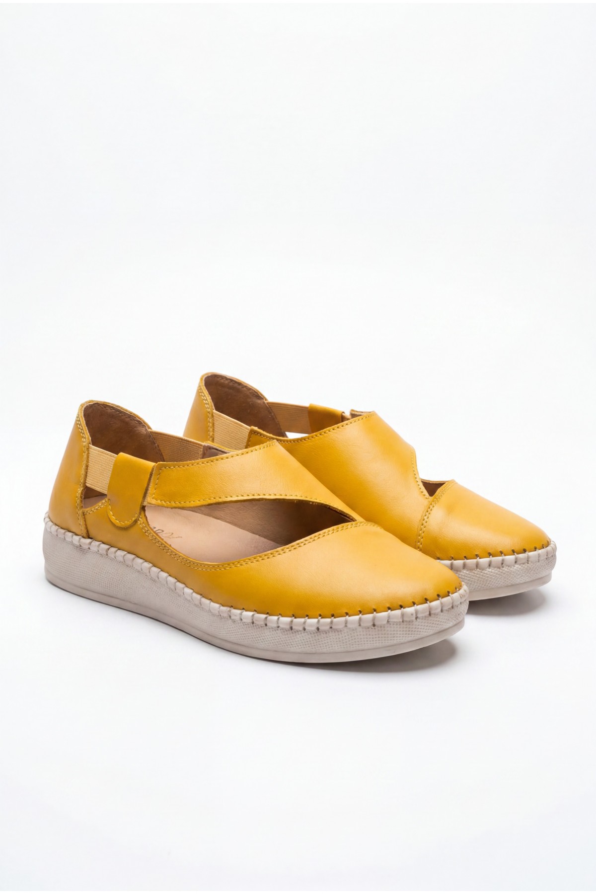 Cower Yellow Leather Ballet Flats