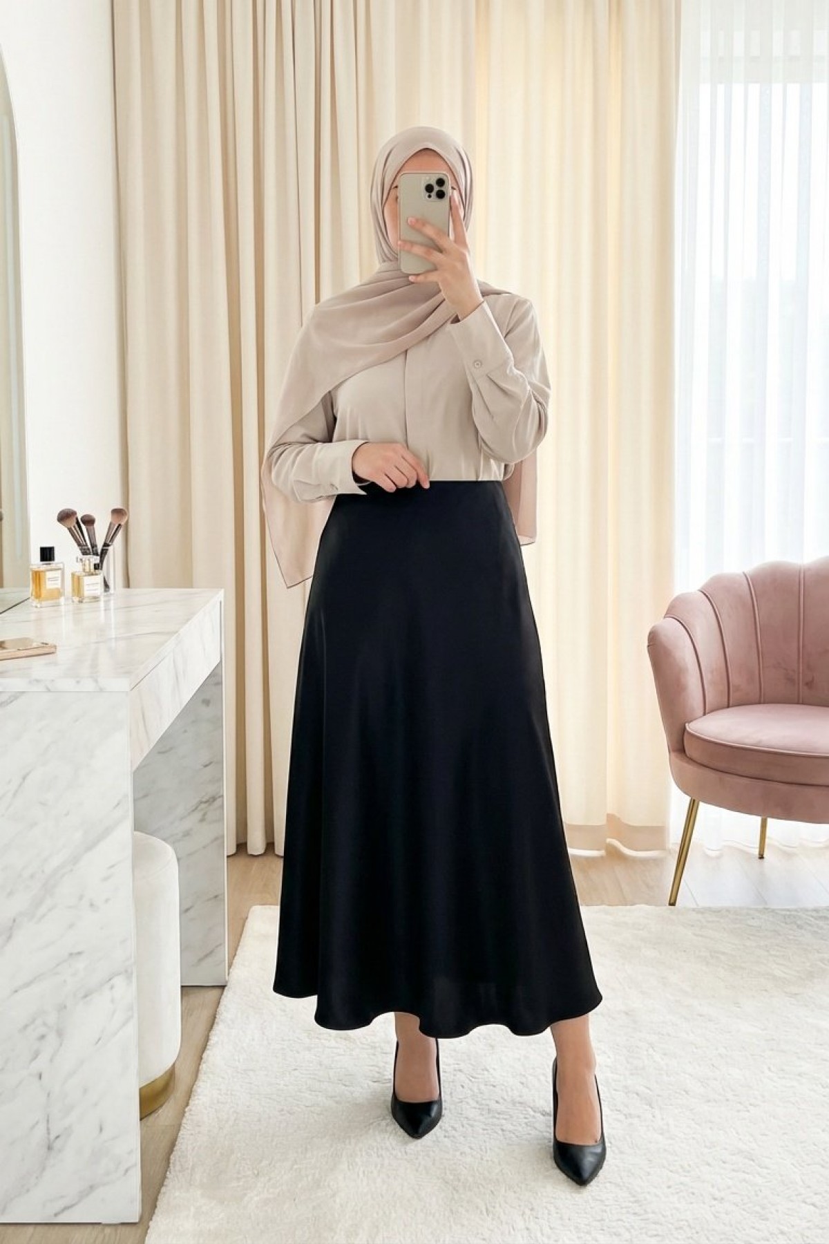 Zra Plain Satin Skirt -Black