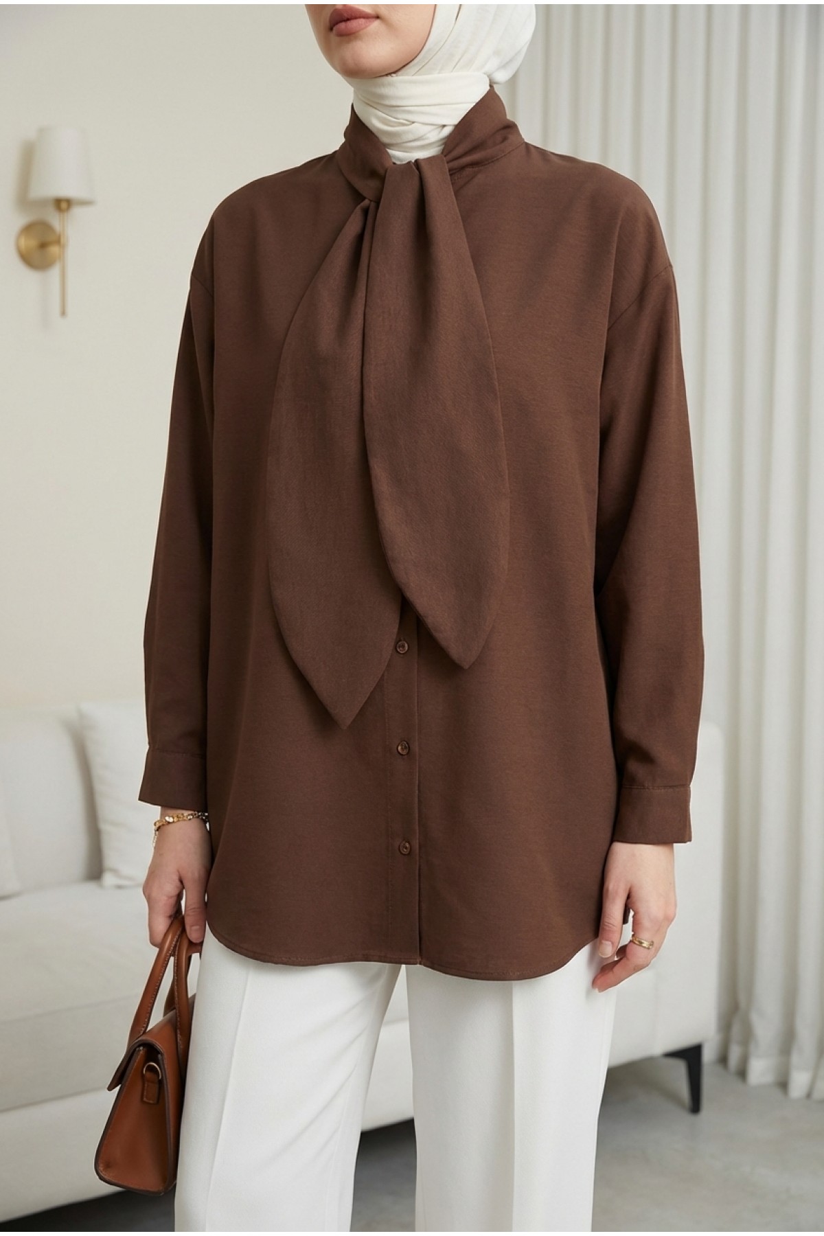 Yakası Bağlamalı Düğmeli Oversize Poplin Gömlek  -Kahve