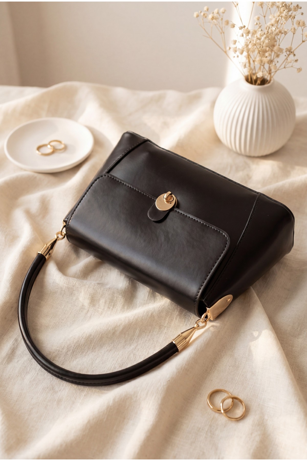 Lockable Lid Shoulder Bag Box -Black