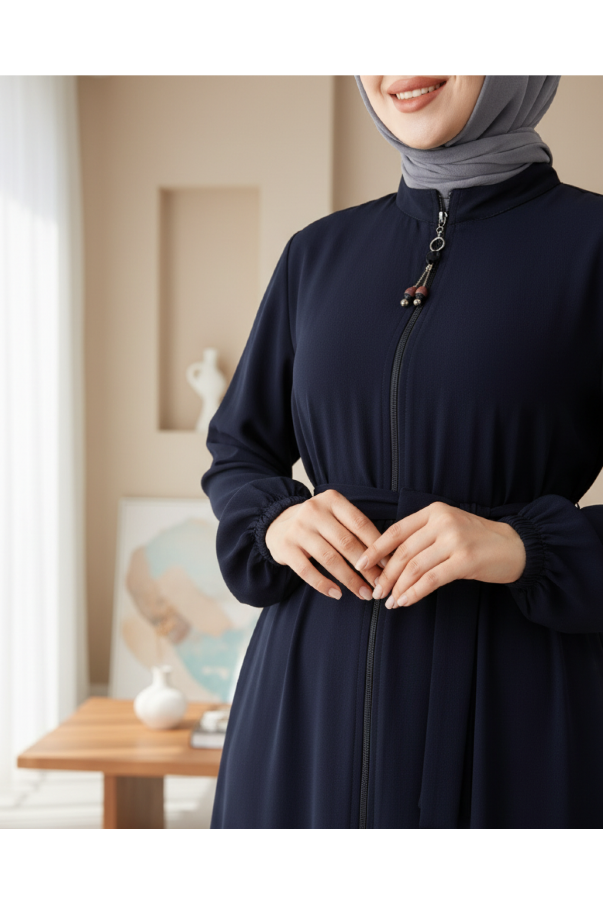عباية حرير المدينة المنورة بأكمام بسحاب وحزام خصر مطاطي -كحلي