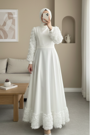 Eteği Ve Kolları Gül Detaylı Saten Abiye  -Beyaz