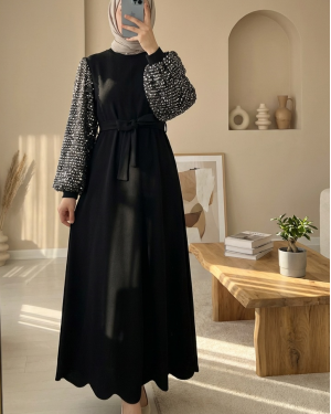 Kolları Pullu Kemerli İthal Likralı Krep Elbise  -Altın