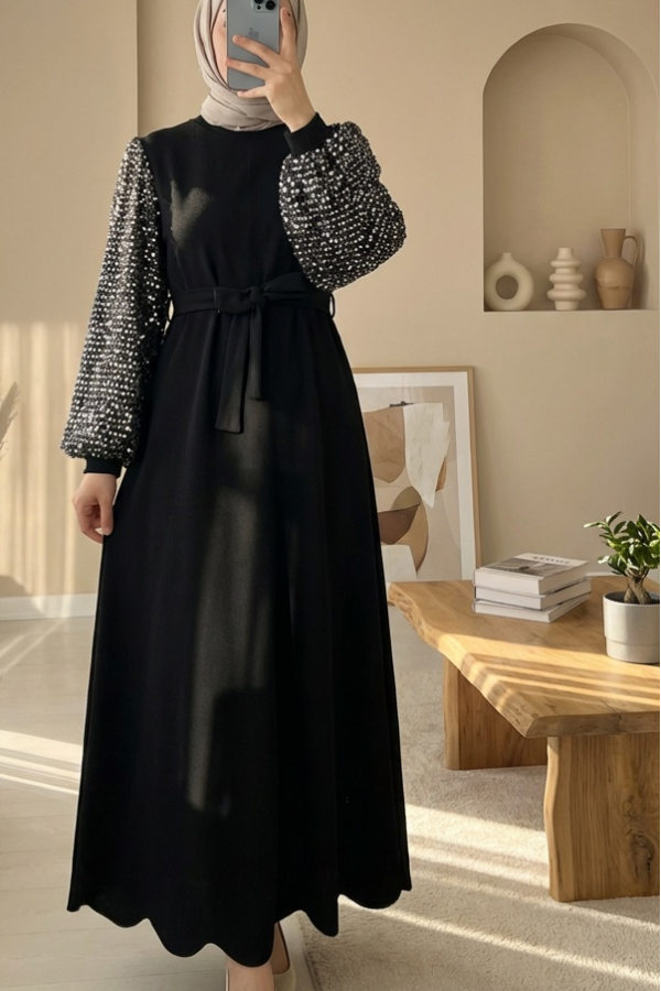 Kolları Pullu Kemerli İthal Likralı Krep Elbise  -Altın