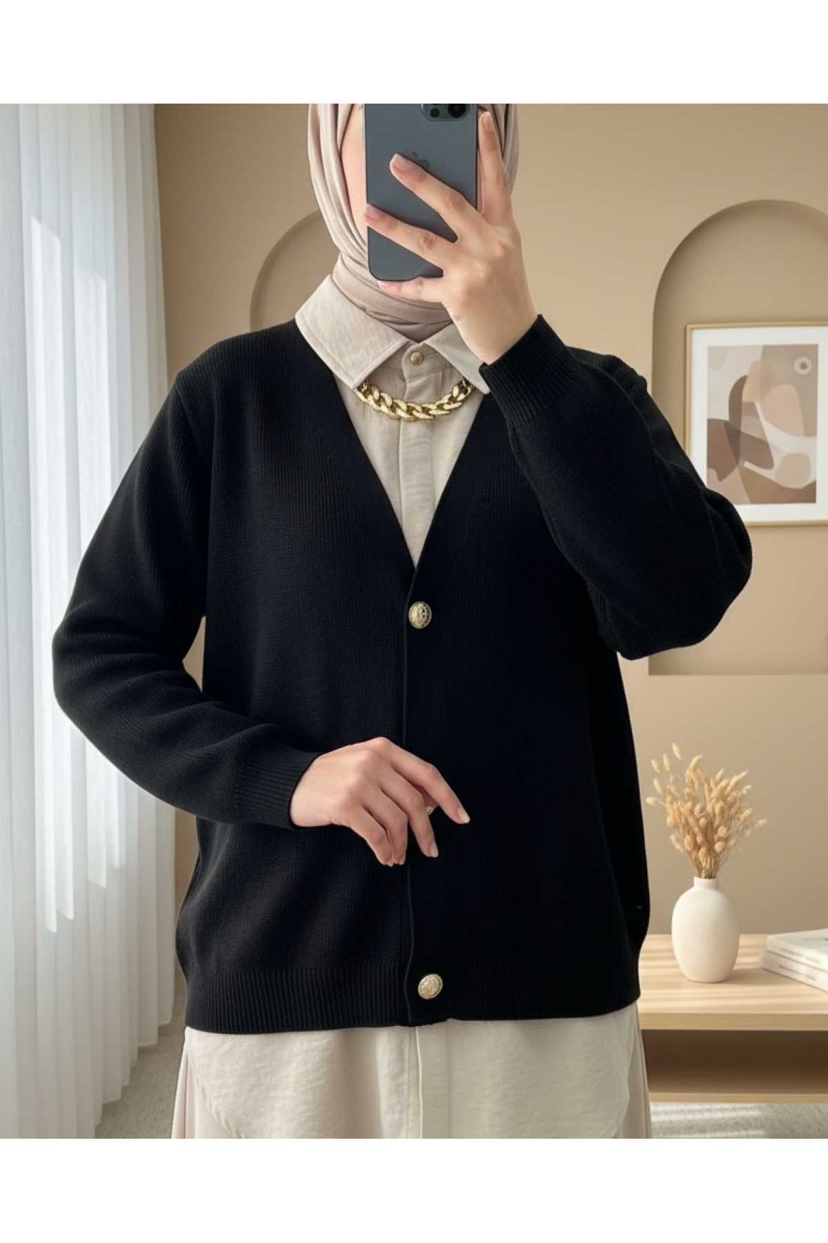 Three Button Fine Knitting Pattern Knitwear Cardigan -Black