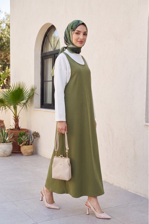 Stand-up collar long-sleeved blouse and double crepe vest set -Khaki