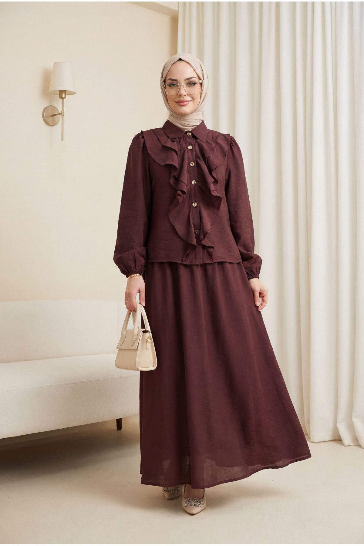 Strawberry-themed set with ruffled front, elasticated sleeves, and lined skirt. -Damson